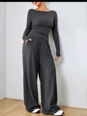 NWOT EZwear Curve 2pcs Long Sleeve Ruched Top with Pants, 2XL (16), Dark Grey